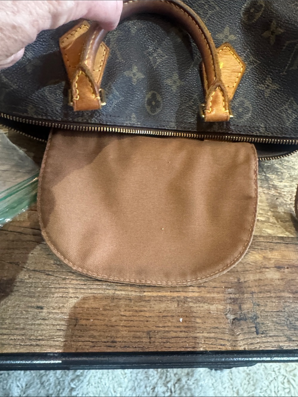 Louis Vuitton monogram 30 speedy Brown Leather-Satchel - Brown/Tan bag - Picture 16 of 17
